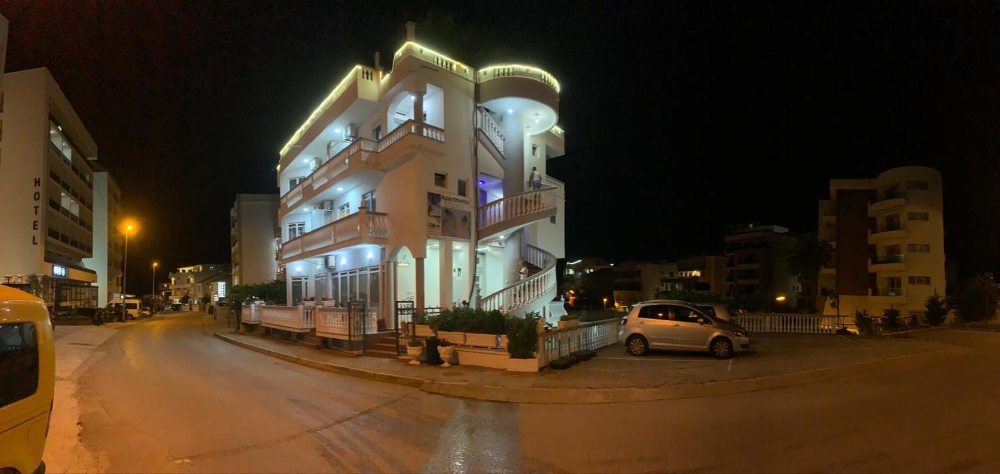 Apartments Delfin 乌尔齐尼 外观 照片