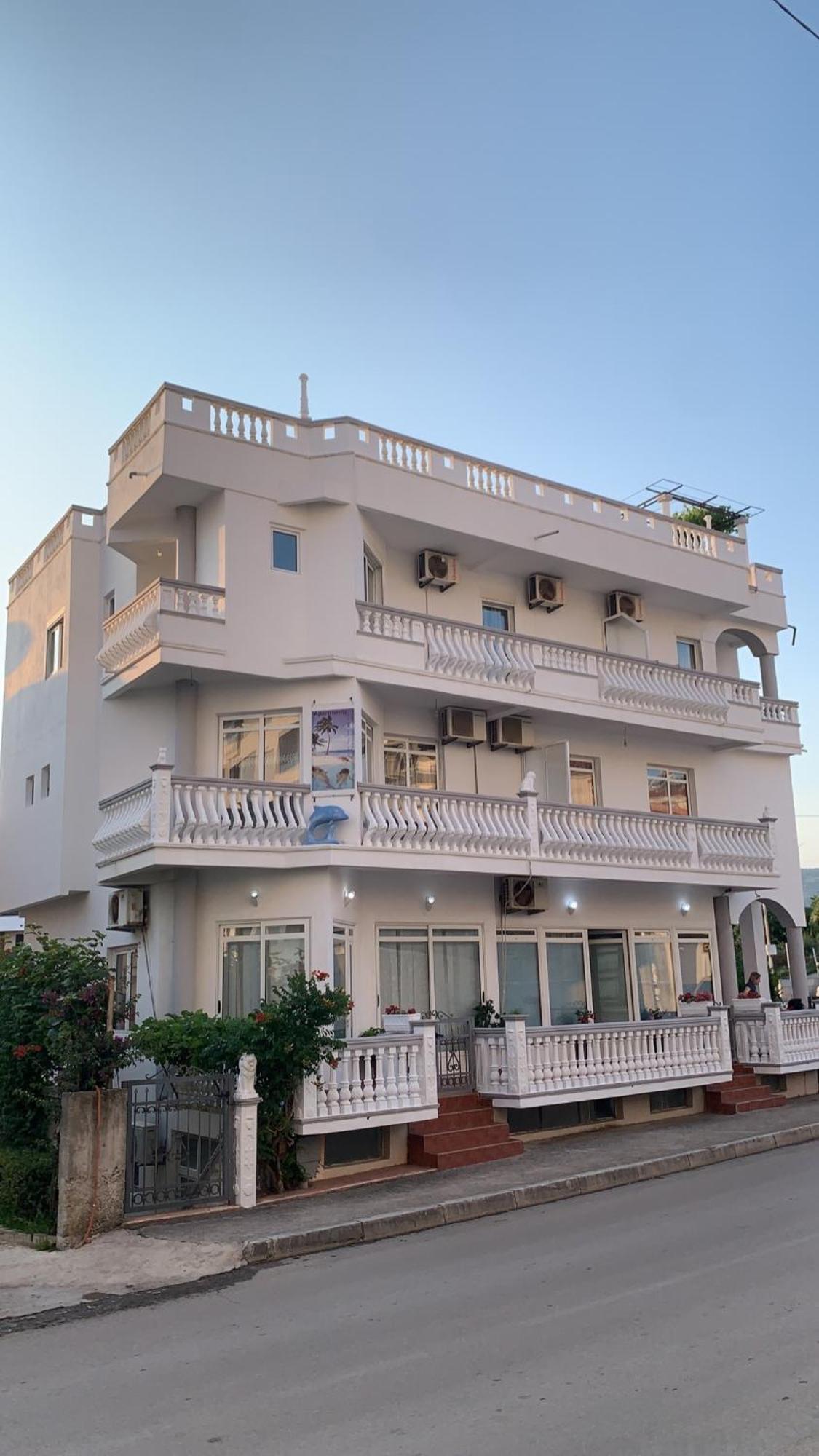 Apartments Delfin 乌尔齐尼 外观 照片